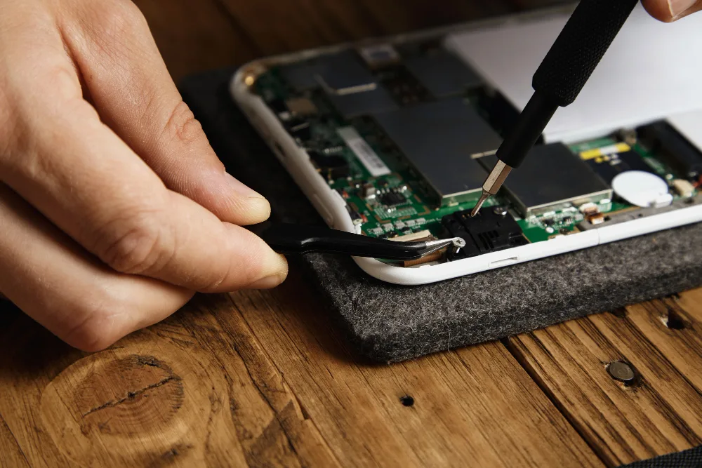 Comprehensive Repair Solutions - 九游junchenmu